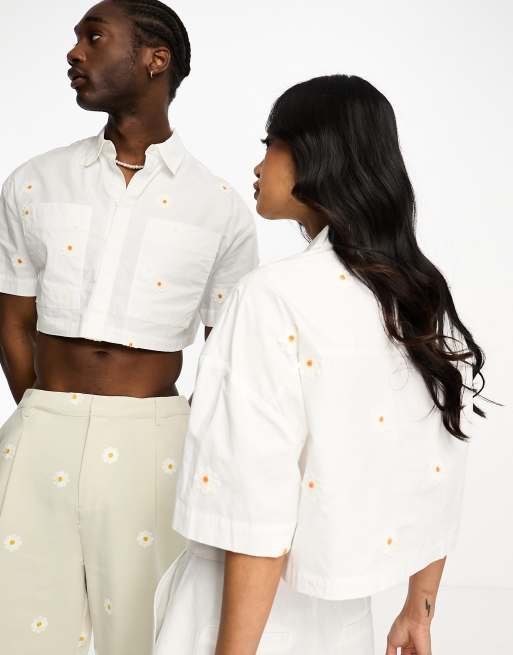 IIQUAL – Unisex – Vit, kort skjorta med broderade blommor, 4 av 4