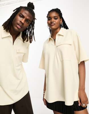 IIQUAL unisex zip detail polo shirt in cream-White