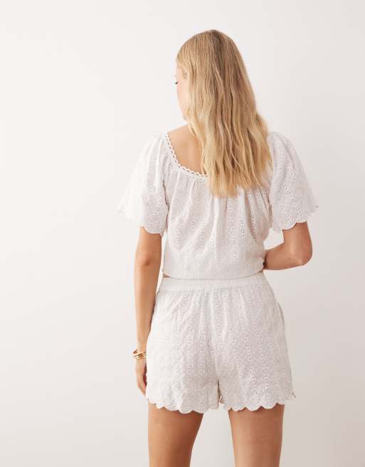 Iisla & Bird beach shorts in white, 3 of 5