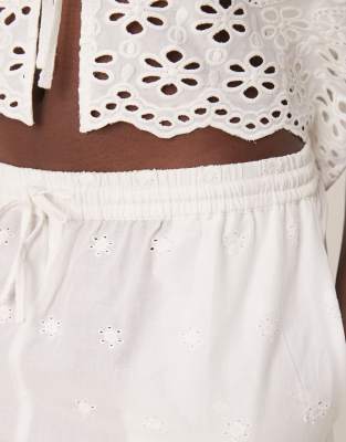 Iisla & Bird broderie beach shorts in white - part of a set