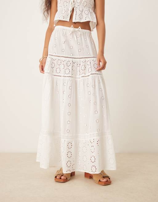 Iisla & Bird broderie maxi tiered beach skirt in white - part of a set, 3 of 5