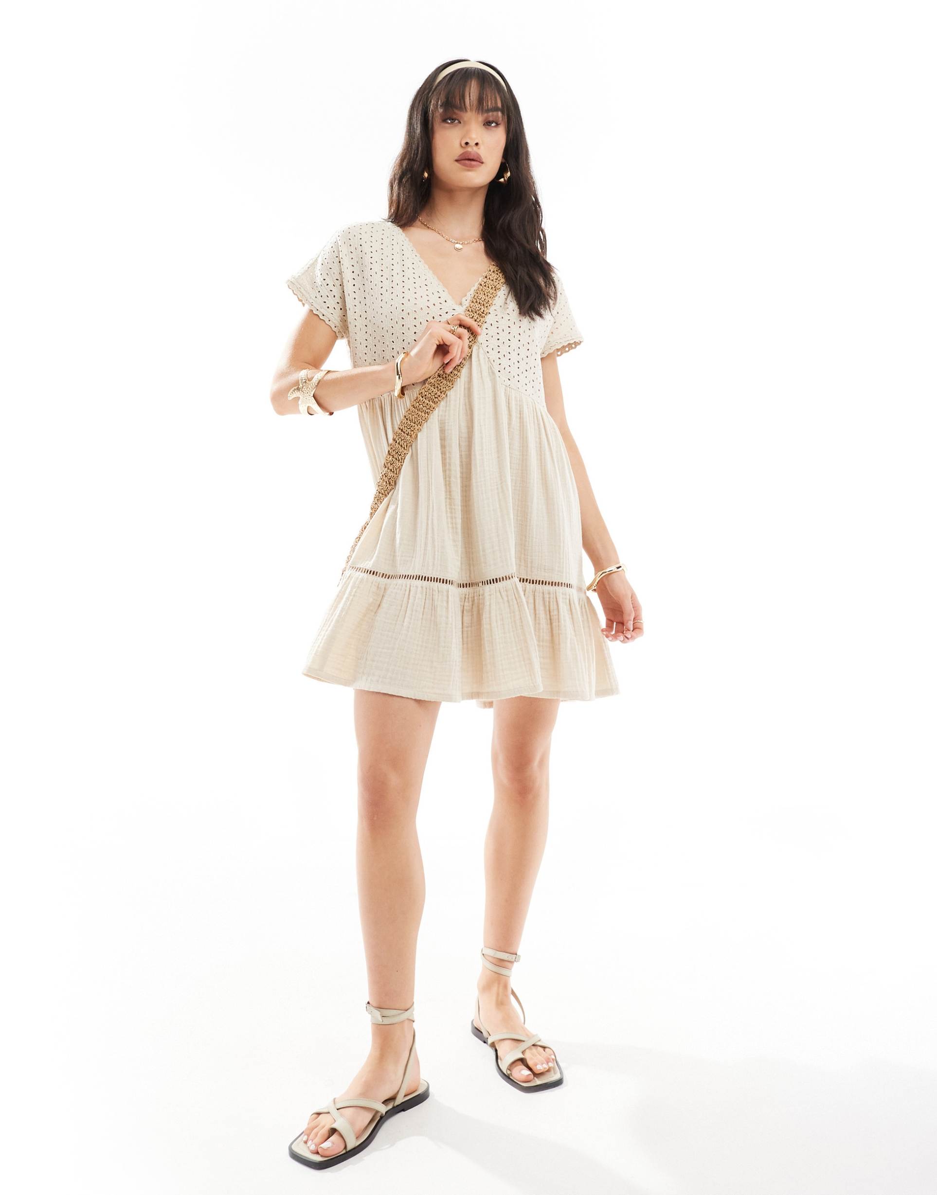 iisla & bird broderie mini beach dress in cream