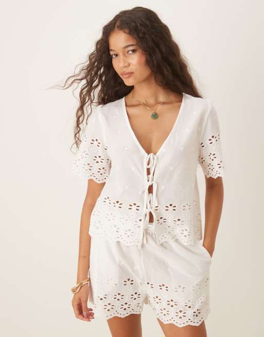 Iisla & Bird broderie tie front short sleeve beach shirt in white - part of a set