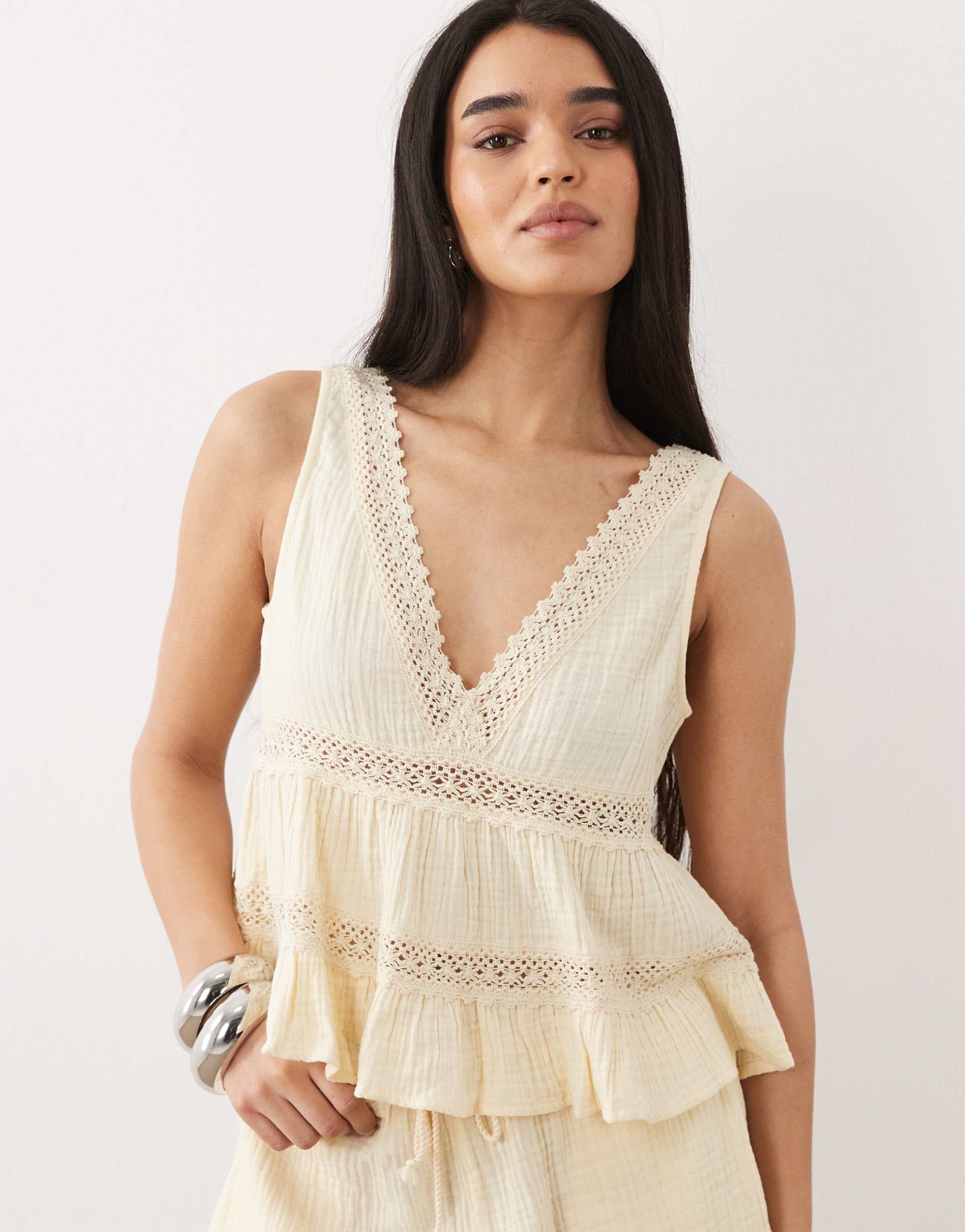 iisla & bird cami top in beige