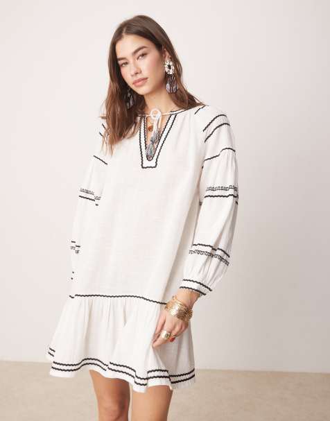 Iisla & Bird contrast trim long sleeve mini beach dress in white - view 1
