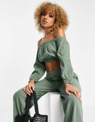 Iisla & Bird IIsla & Bird Exclusive beach co-ord balloon cold shoulder top in khaki-Green