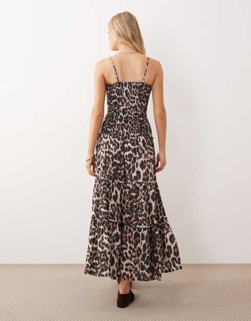 Iisla & Bird – Gesmoktes Maxi-Strandkleid mit Leopardenmuster, 2 von 4