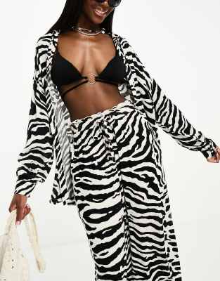 Iisla & Bird IIsla & Bird long sleeve beach shirt co-ord in black and white zebra print-Multi