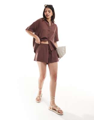 Iisla & Bird loose fit beach shorts co-ord in brown-Blue