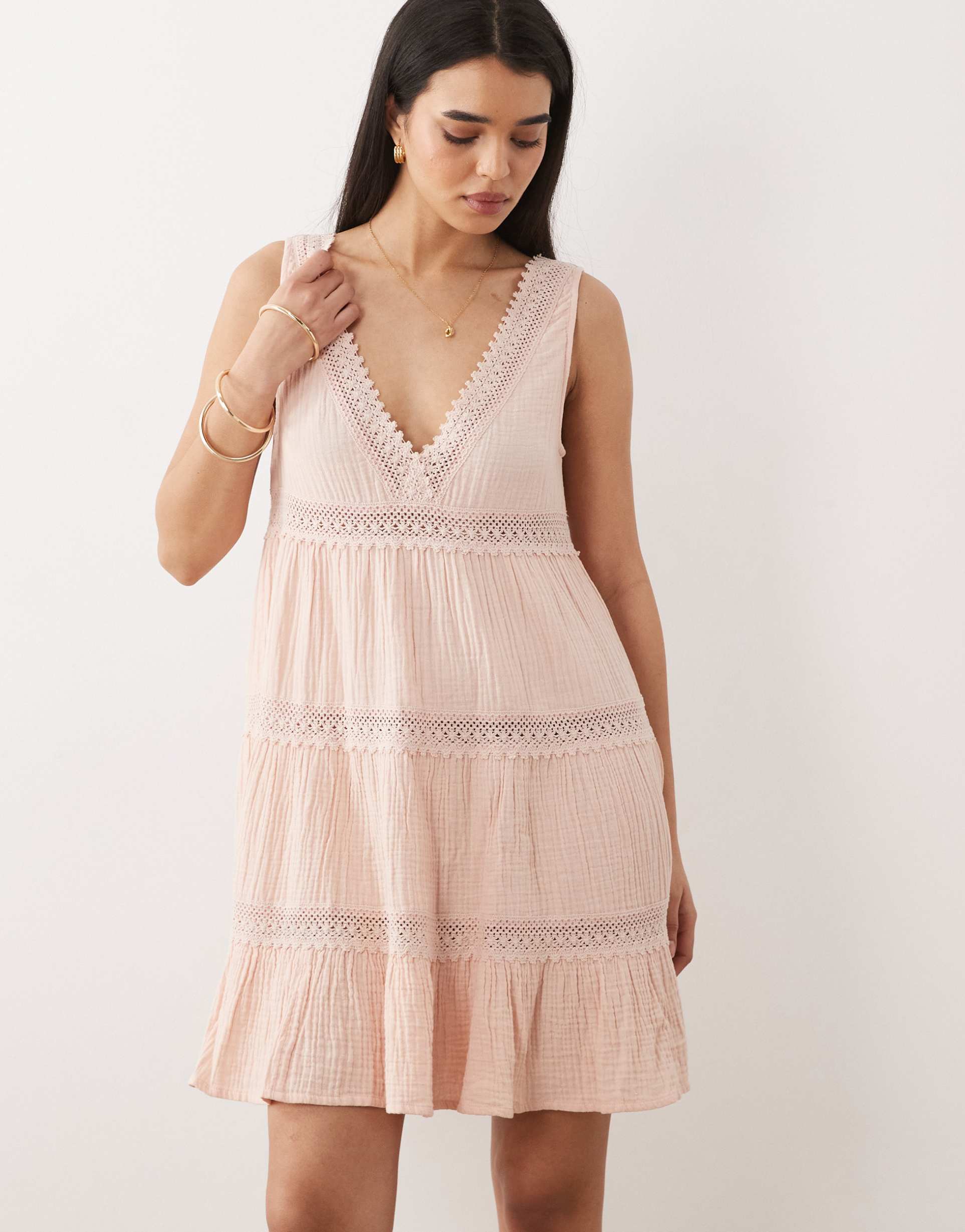 iisla & bird mini dress in dusky pink