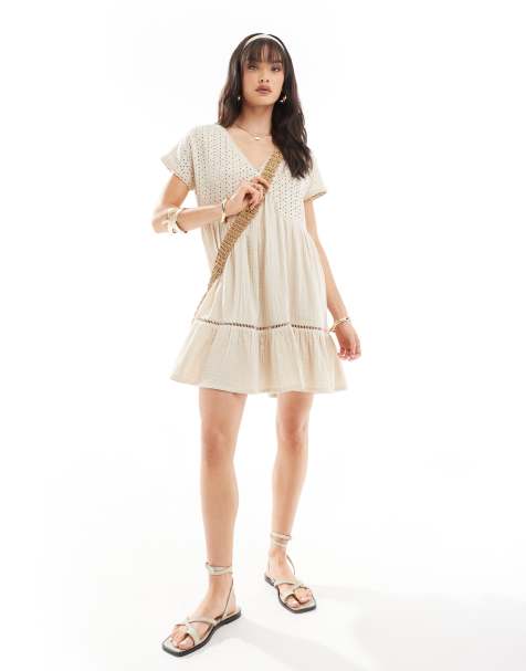 Iisla & Bird – Mini-Strandkleid in Creme mit Stickerei - view 1