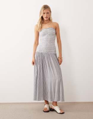 Robe de plage bandeau froncée à taille basse et rayures - Noir et blanc 44