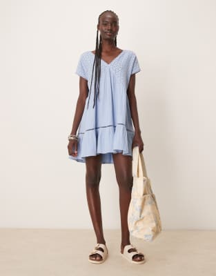 Robe de plage courte à empiècement crocheté - Bleu 36