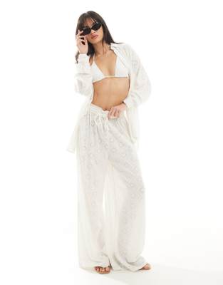 Iisla & Bird – Strandhose in Creme mit Lochstickerei, Kombiteil - view 1