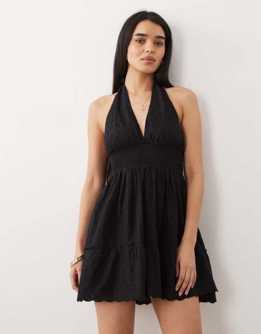 Iisla & Bird – Svart klänning i broderie anglaise med halterneck, 4 av 4