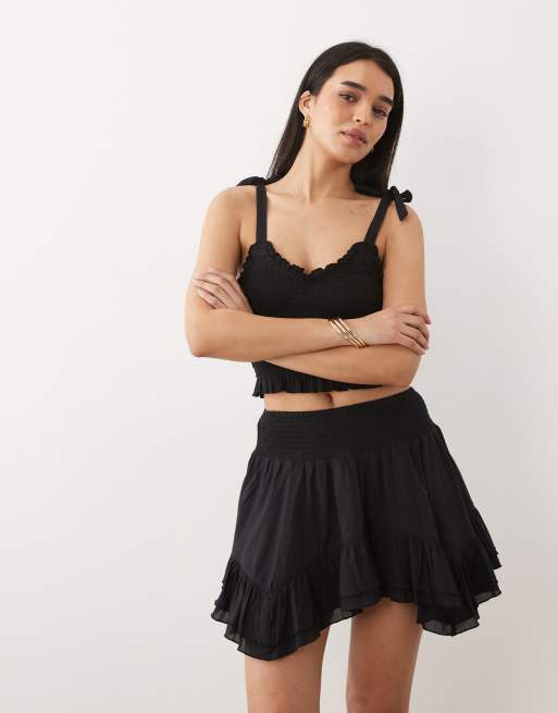 Iisla & Bird – Svart minikjol i rara-modell, 2 av 5
