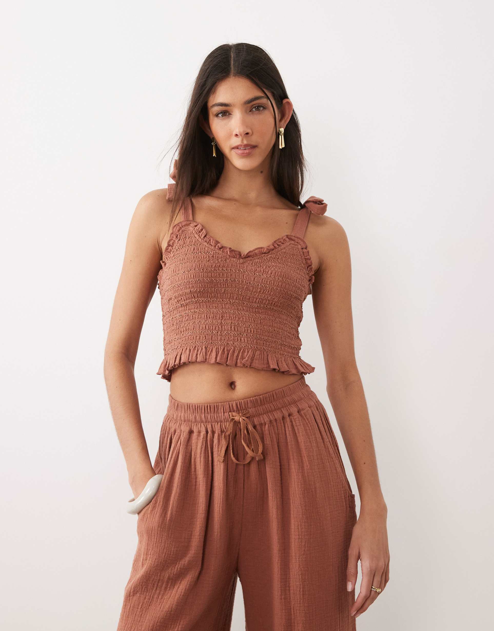 iisla & bird tie detailing crop top in mocha brown