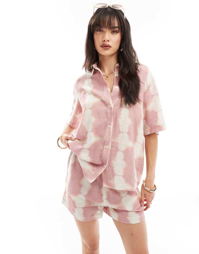 Isla & Bird - i tie dye beach co-ord in pink