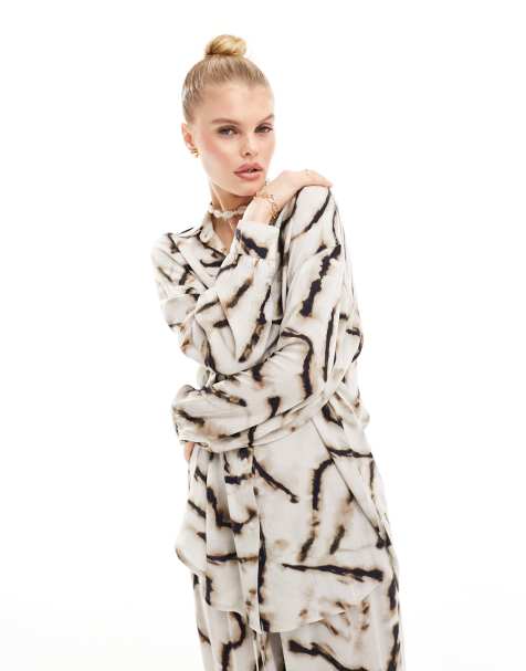 Iisla & Bird tie dye over sized long sleeve crop beach shirt in cream - view 1