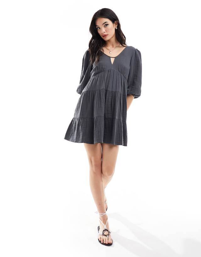 Iisla & Bird - tiered mini summer dress in charcoal