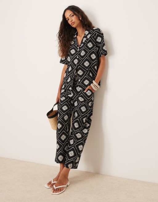 Iisla & Bird tile print short sleeve beach shirt in black and white - part of a set, 4 of 4