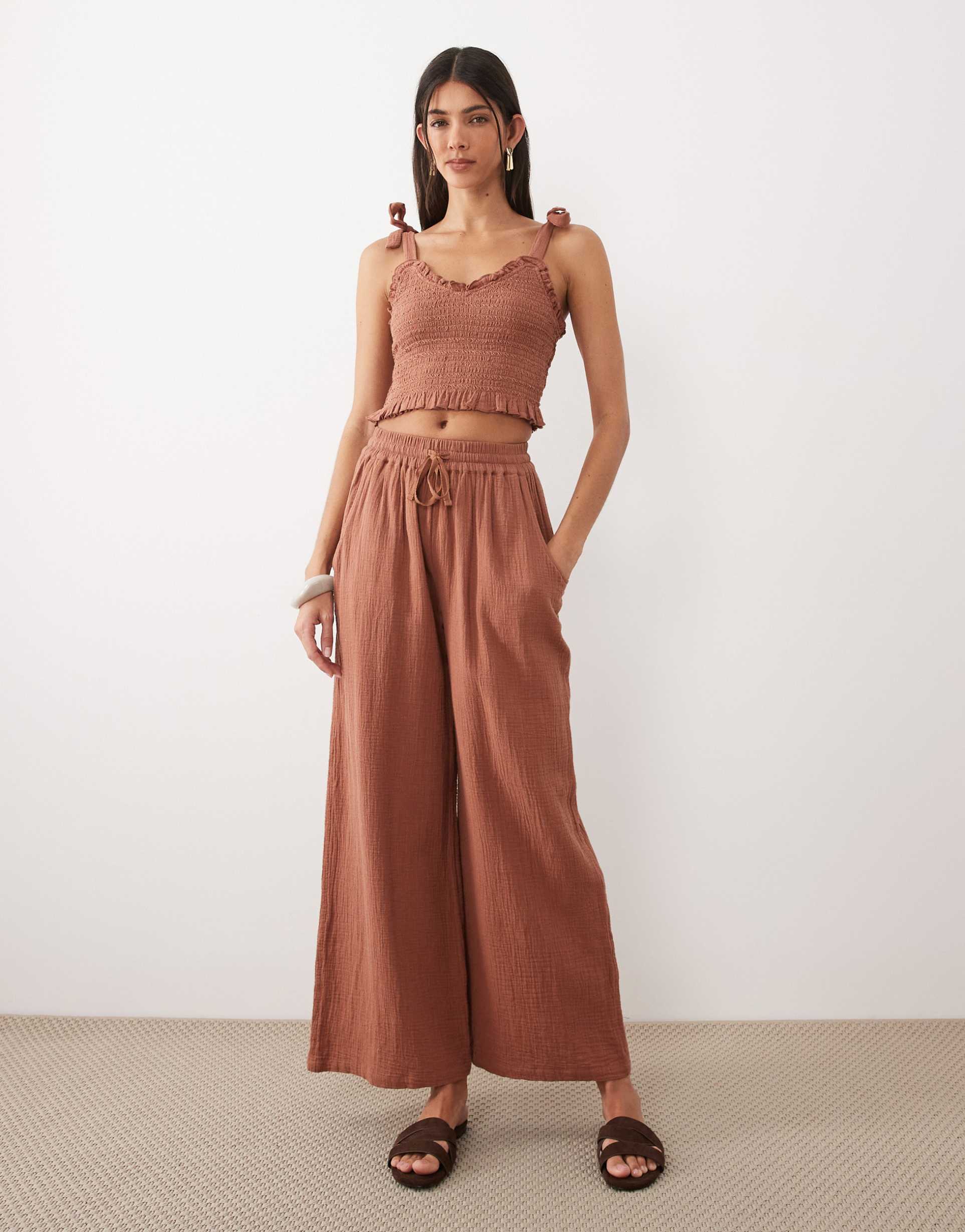 iisla & bird wide leg flowy pants in mocha brown