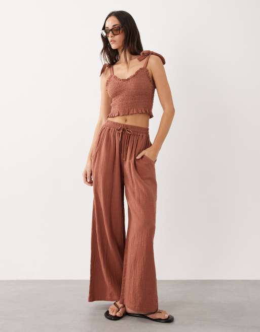 Iisla & Bird tie detail cami and trouser set in mocha, 3 of 3
