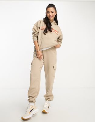 Il Sarto cargo joggers co-ord in biege-Neutral