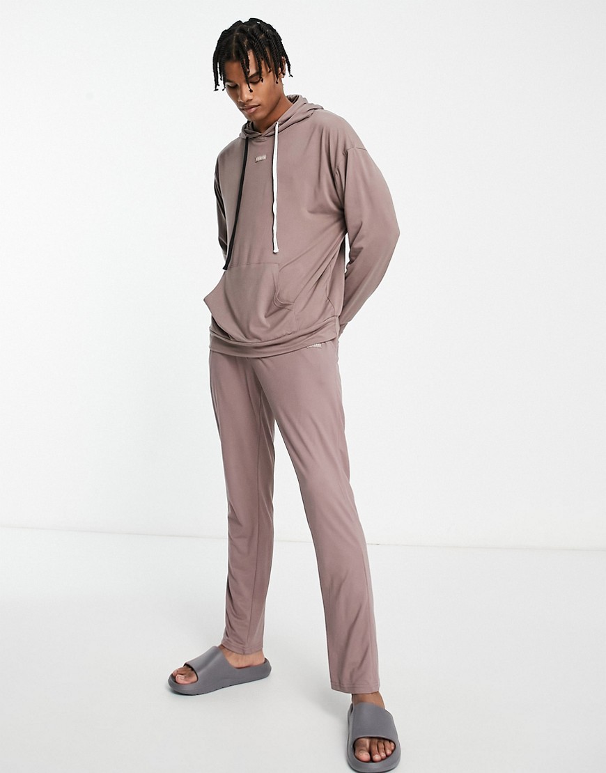 Il Sarto lightweight lounge hoodie and jogger set in brown
