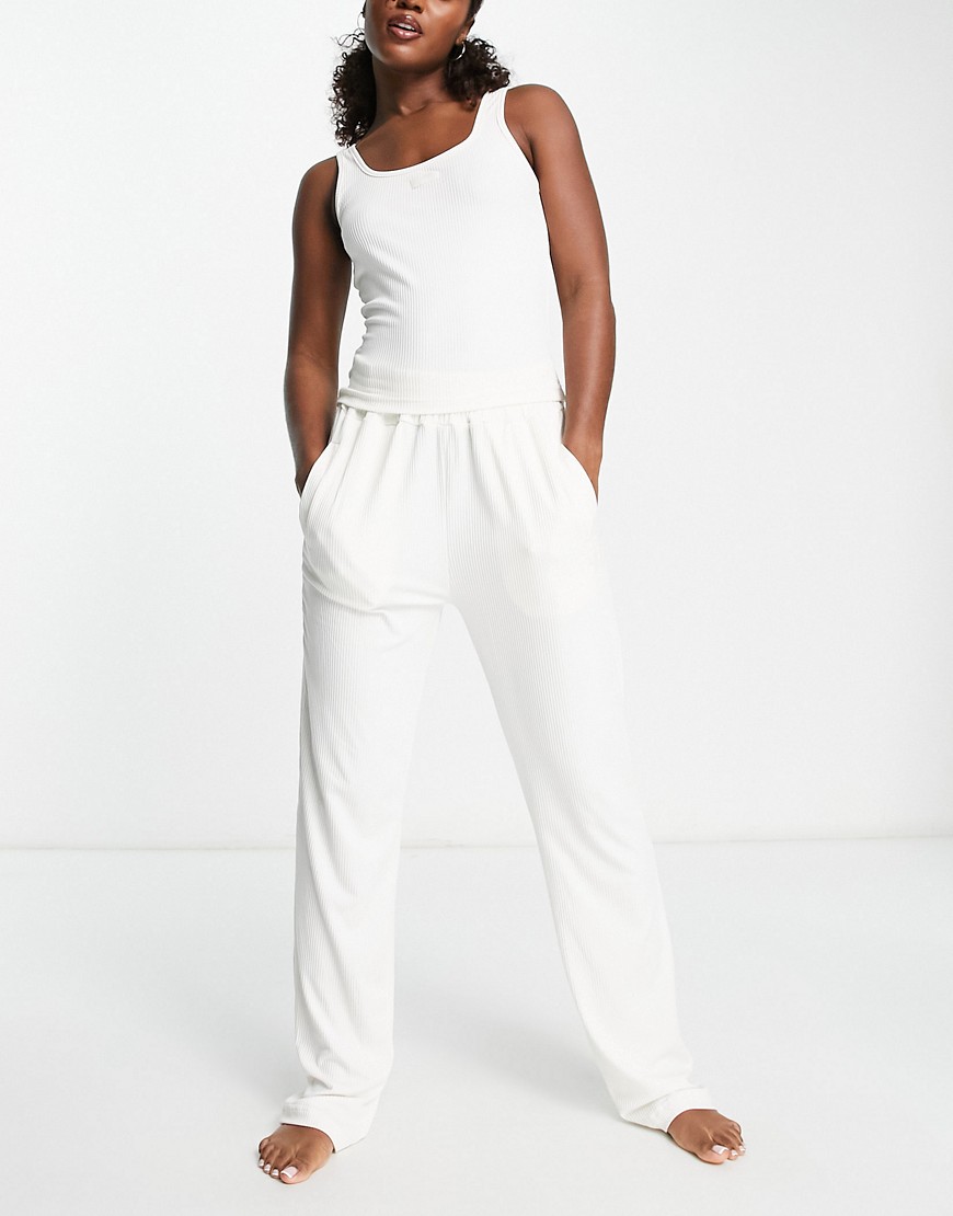 Il Sarto lounge ribbed tank top and wide pant set in off white