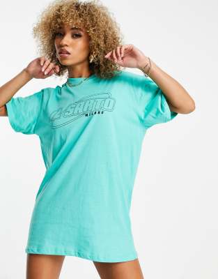 Il Sarto - Oversize-Logo-T-Shirt-Kleid in leuchtendem Grün