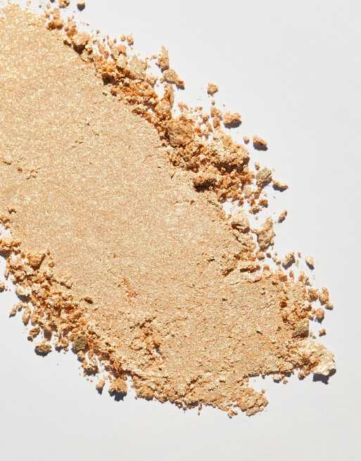 Iluminador Beam Bright de Revolution: Tono Golden Gal, 3 de 4