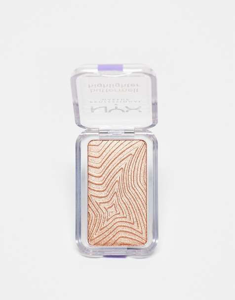 Iluminador Buttermelt de NYX Professional Makeup: Tono Butta in Bronze - view 1