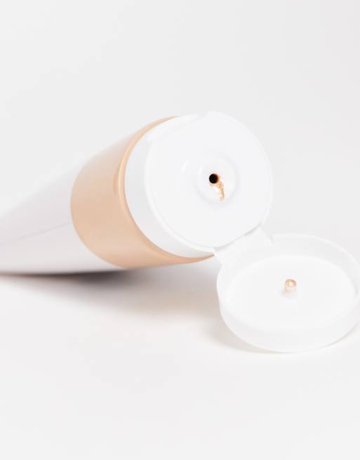 Iluminador corporal Body Glow de Lottie London: Tono Champán, 2 de 4