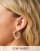 Thumbnail 1 van 4