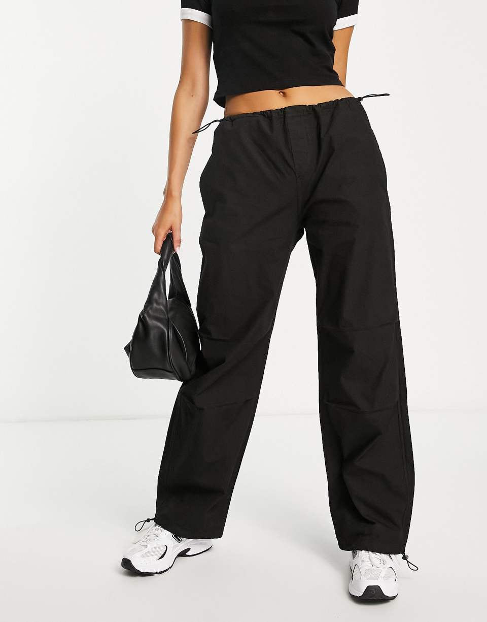 Oversized parachute trousers