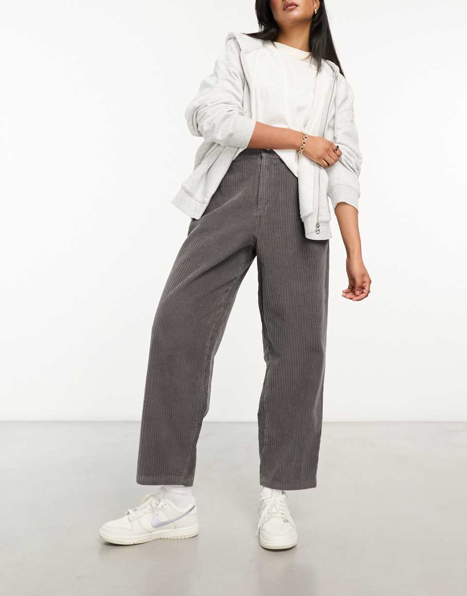 Cord barrel leg trousers