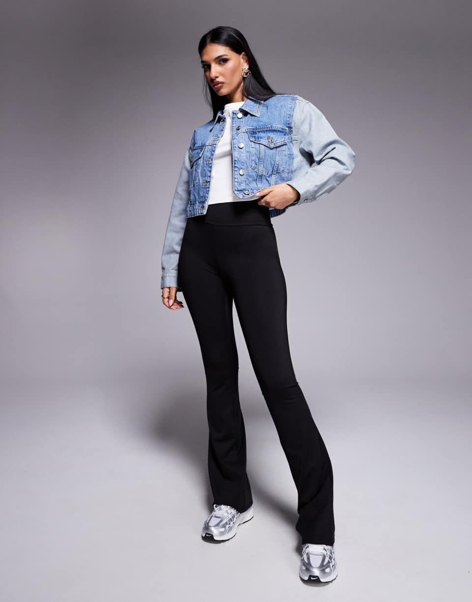 Shaping Flared Leggings