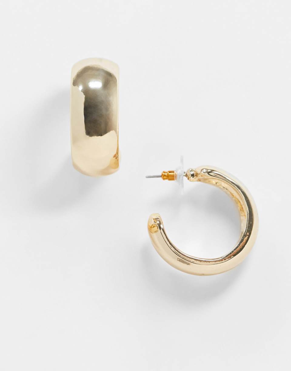 Gold thick hoop earrings