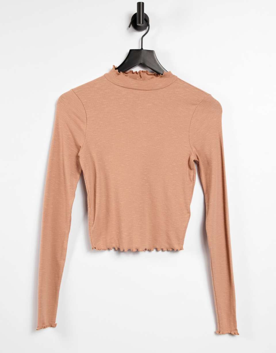 Sand turtle neck crop top