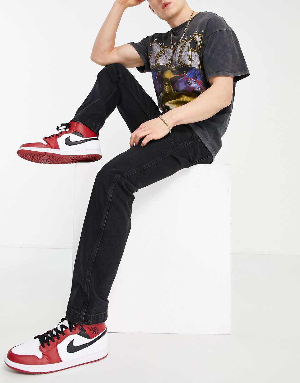 Straight cargo jeans