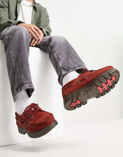 In esclusiva per ASOS - Kickers - Lennon - Scarpe da barca in camoscio rosso