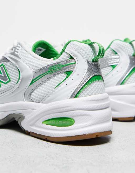 In esclusiva per ASOS - New Balance - 530 - Sneakers bianche e verde pastello, 3 di 4