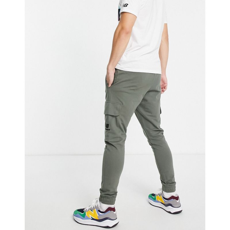 In esclusiva per - New Balance - Pantaloni cargo kaki con logo