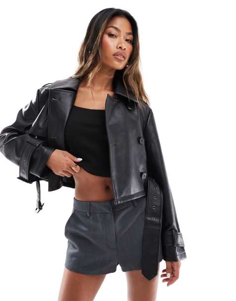In The Style - Cropped double breasted jack met leerlook in zwart - view 1