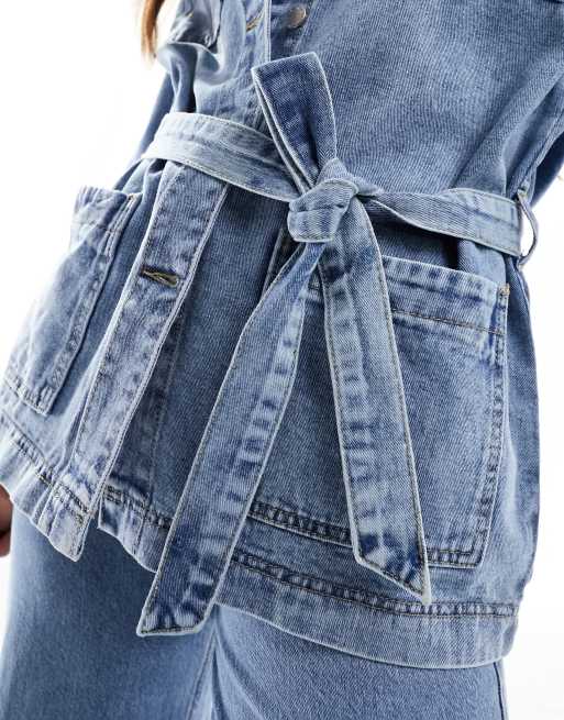 In The Style denim belted jacket in blue, 3 of 4