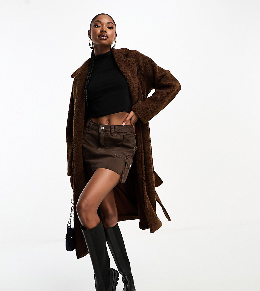 In The Style exclusive borg longline belted coat in chocolate-Brown