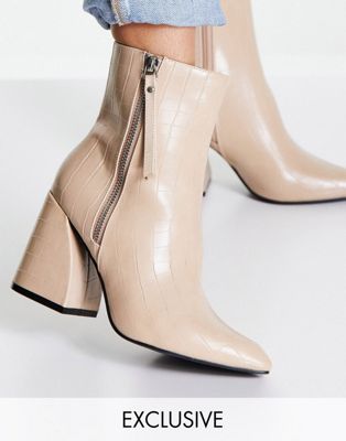 In The Style exclusive leather look ankle boots with block heel in stone