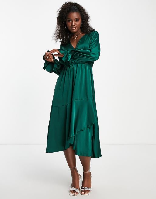 In The Style Exclusive satin wrap detail midi dress in emerald green