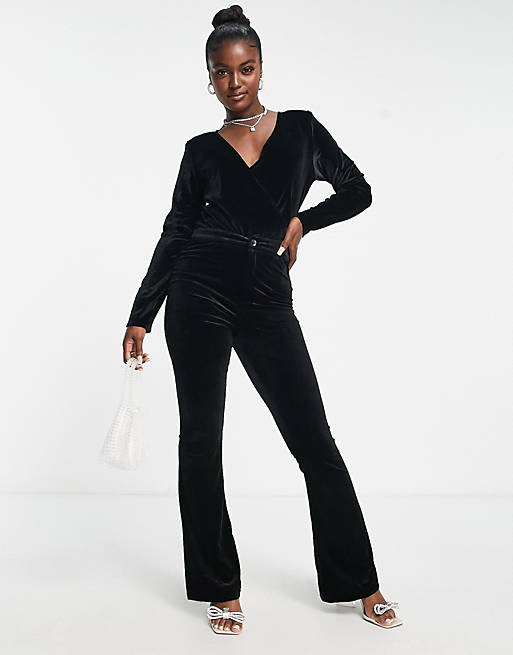 In The Style exclusive velvet fitted flare co-ord in black | ASOS